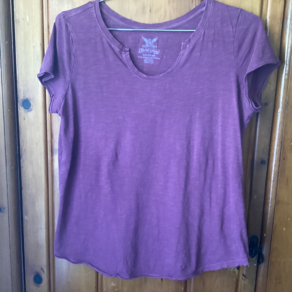 Plum faded glory cotton T shirt..soft, intentional fading comfy large